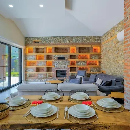 Artan 1 / Yesiluezuemlue Hotel 4*