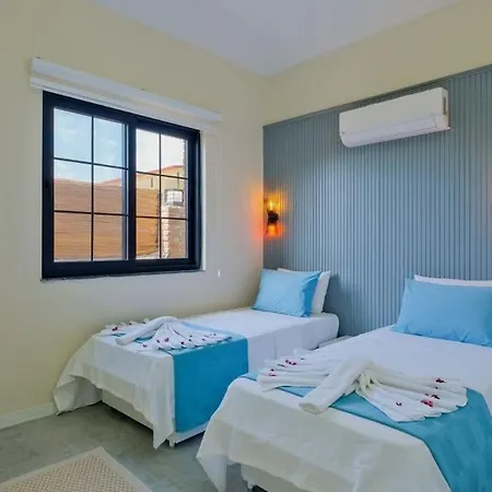 Hotel Artan 1 / Yesiluezuemlue 4*